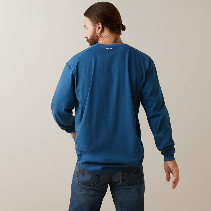 Close up of man wearing Ariat FR Crew T-shirt in blue color