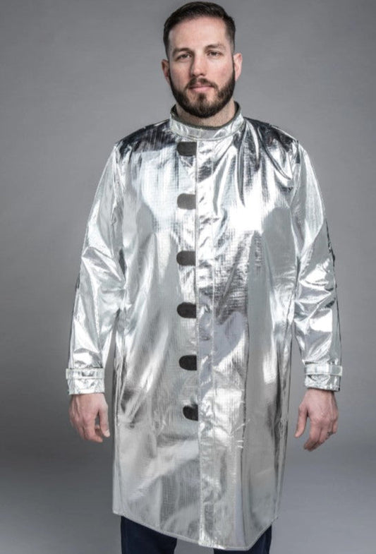 Aluminized jacket with snaps on front